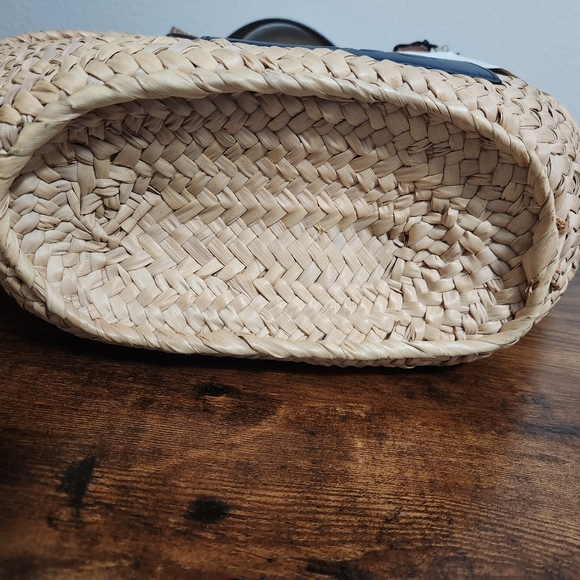 Loewe Basket bag in palm leaf and calfskin - Medium - Picture 9 of 9